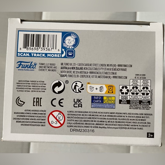 NEW Funko #826 Battle Eleven from Stranger Things Vinyl Figure in original box - Picture 3 of 6